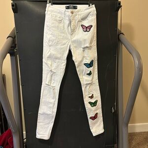 Hollister Distressed White Skinny Jeans w/Butterfly Patches | Size 3R/w26